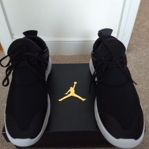 New Jordan Fly 89 BG youth shoes size 6.5